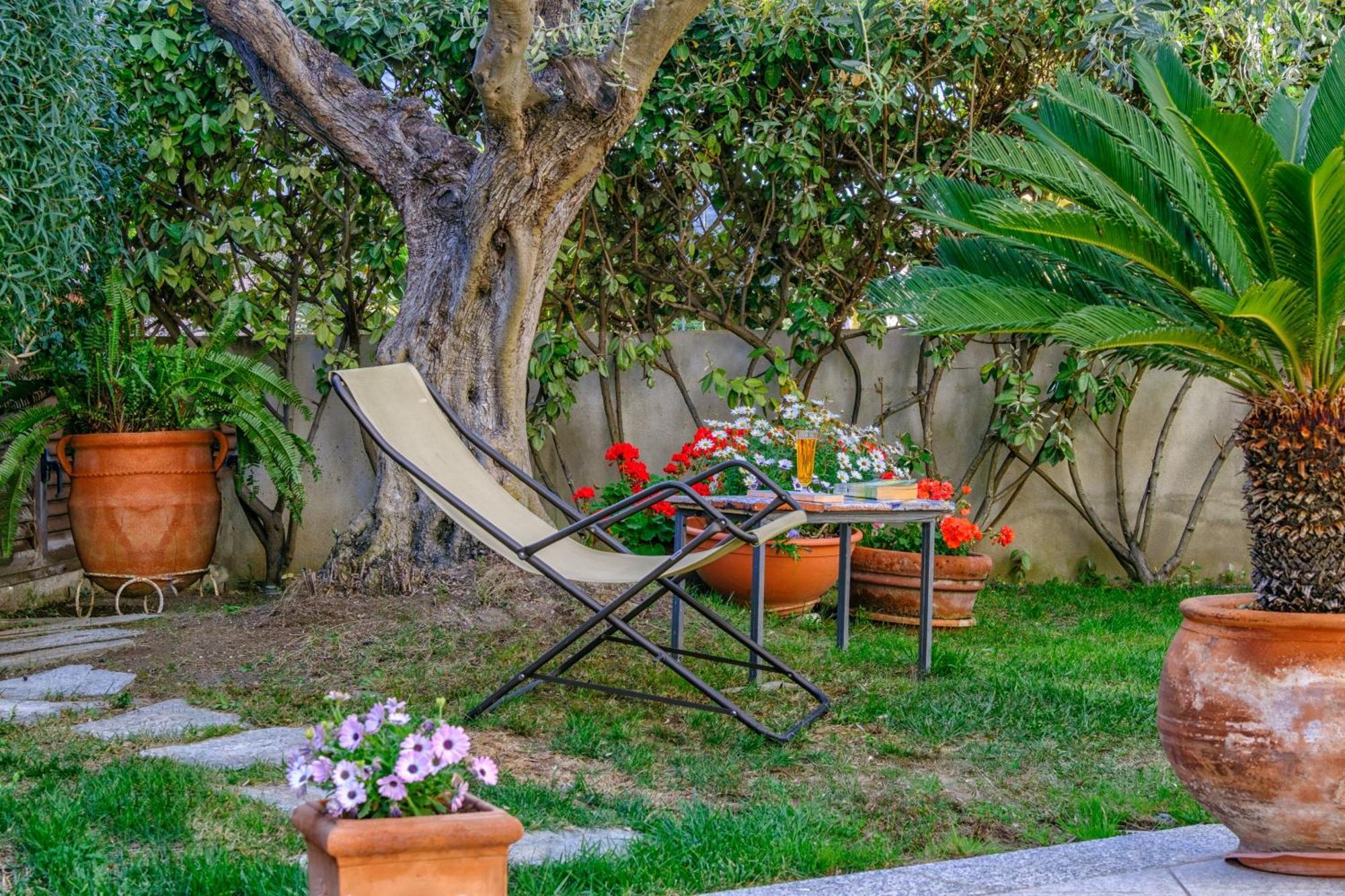 Holidays - Rimediu Apartment *